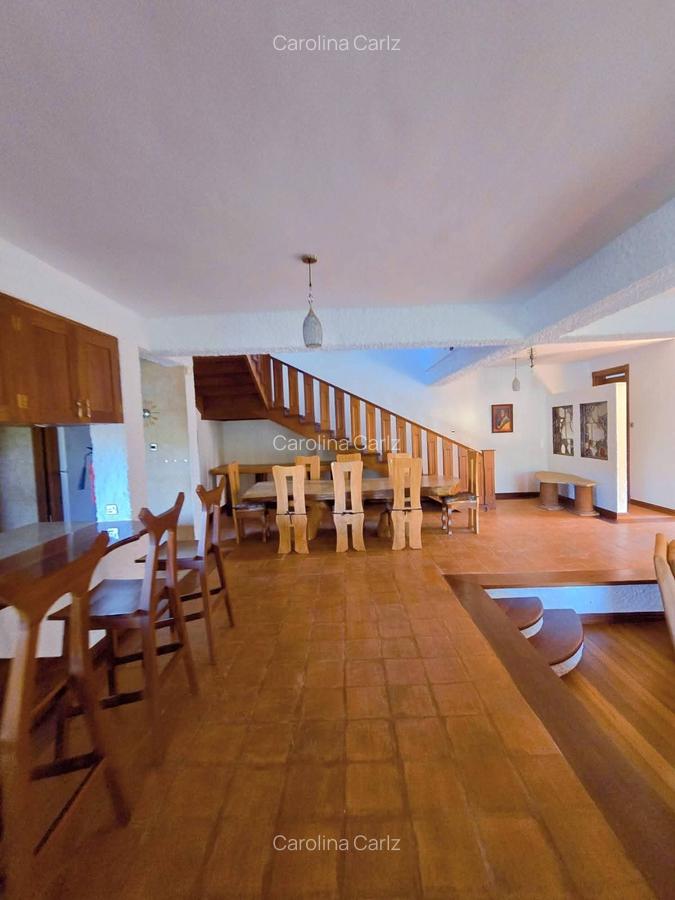 3 Bed House with En Suite at Spring Valley - 5