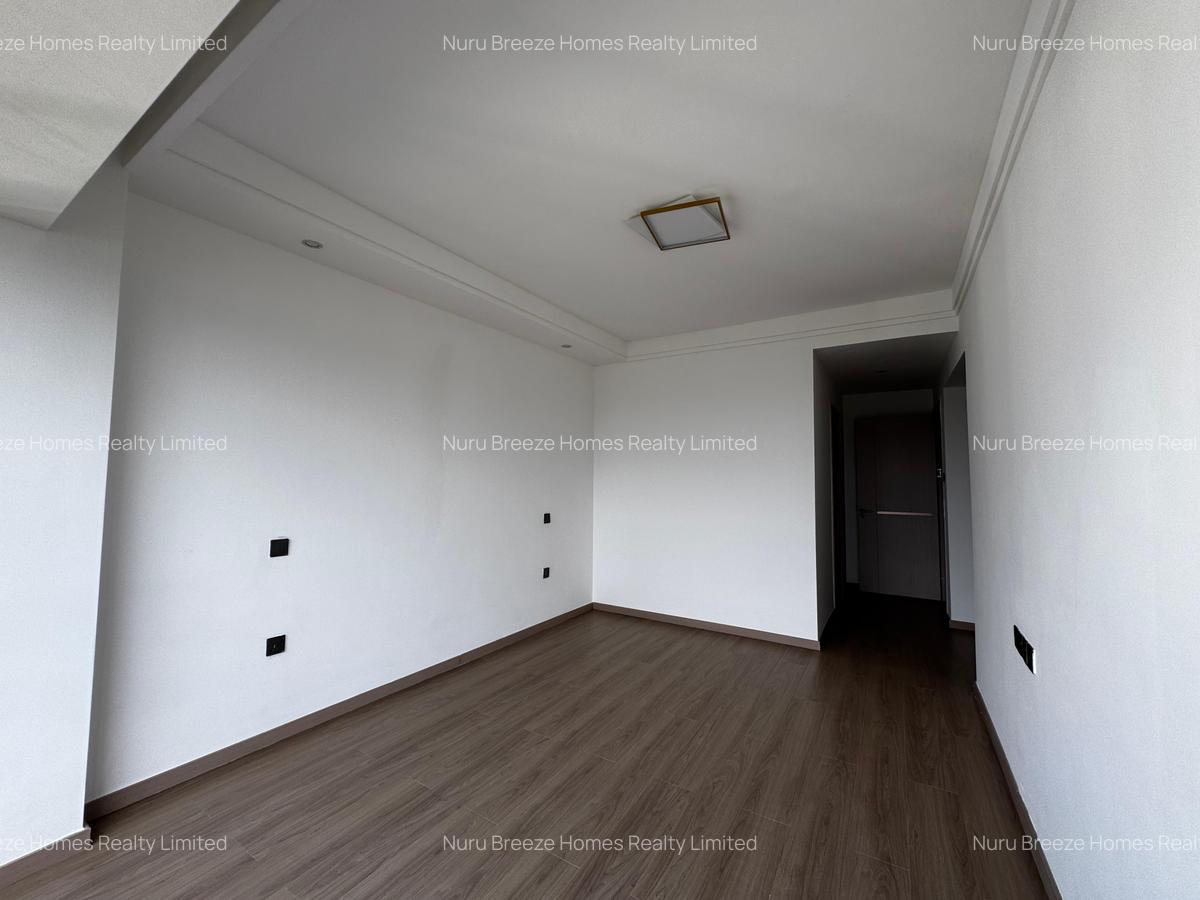 2 Bed Apartment with En Suite in Riverside - 5