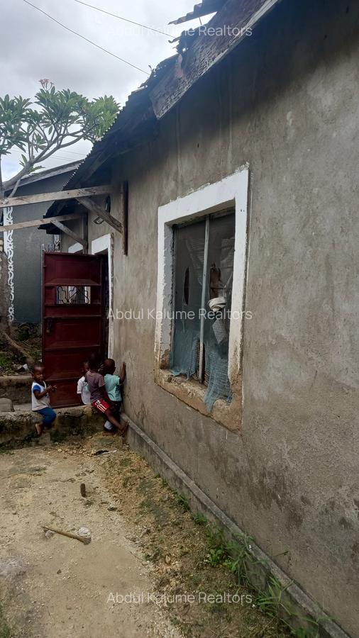 3 Bed House with Walk In Closet in Bamburi - 5