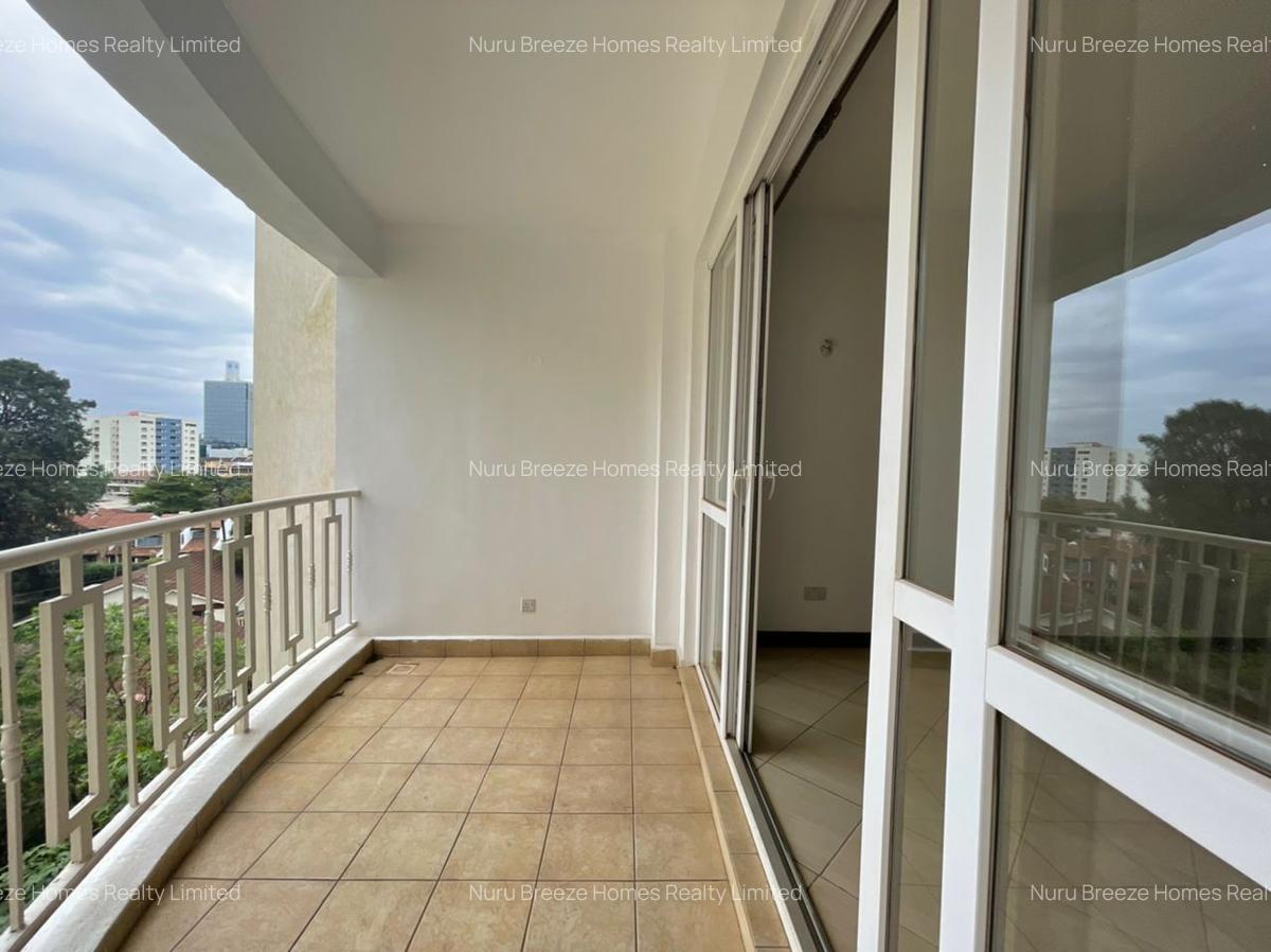 2 Bed Apartment with En Suite in Brookside - 1