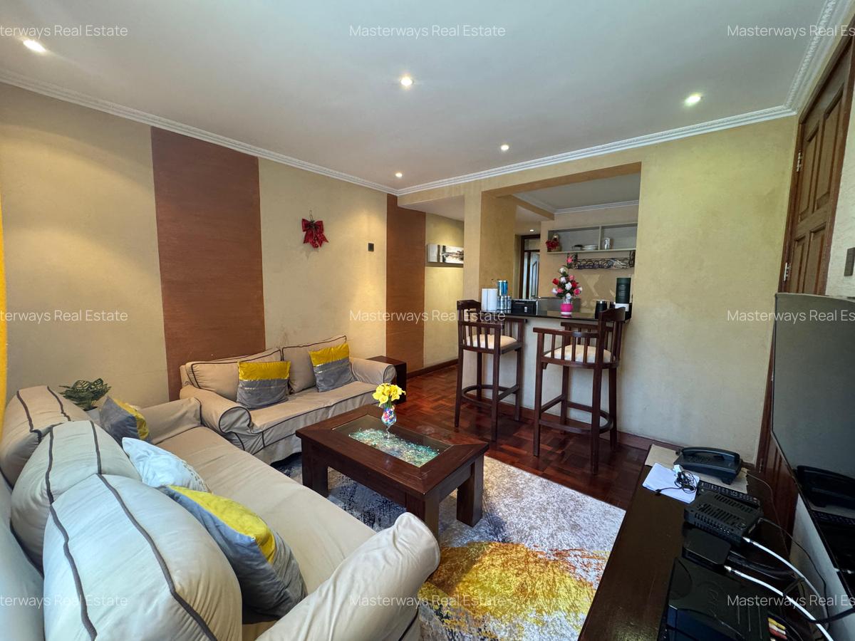 Serviced 1 Bed Apartment with En Suite in Riverside - 2