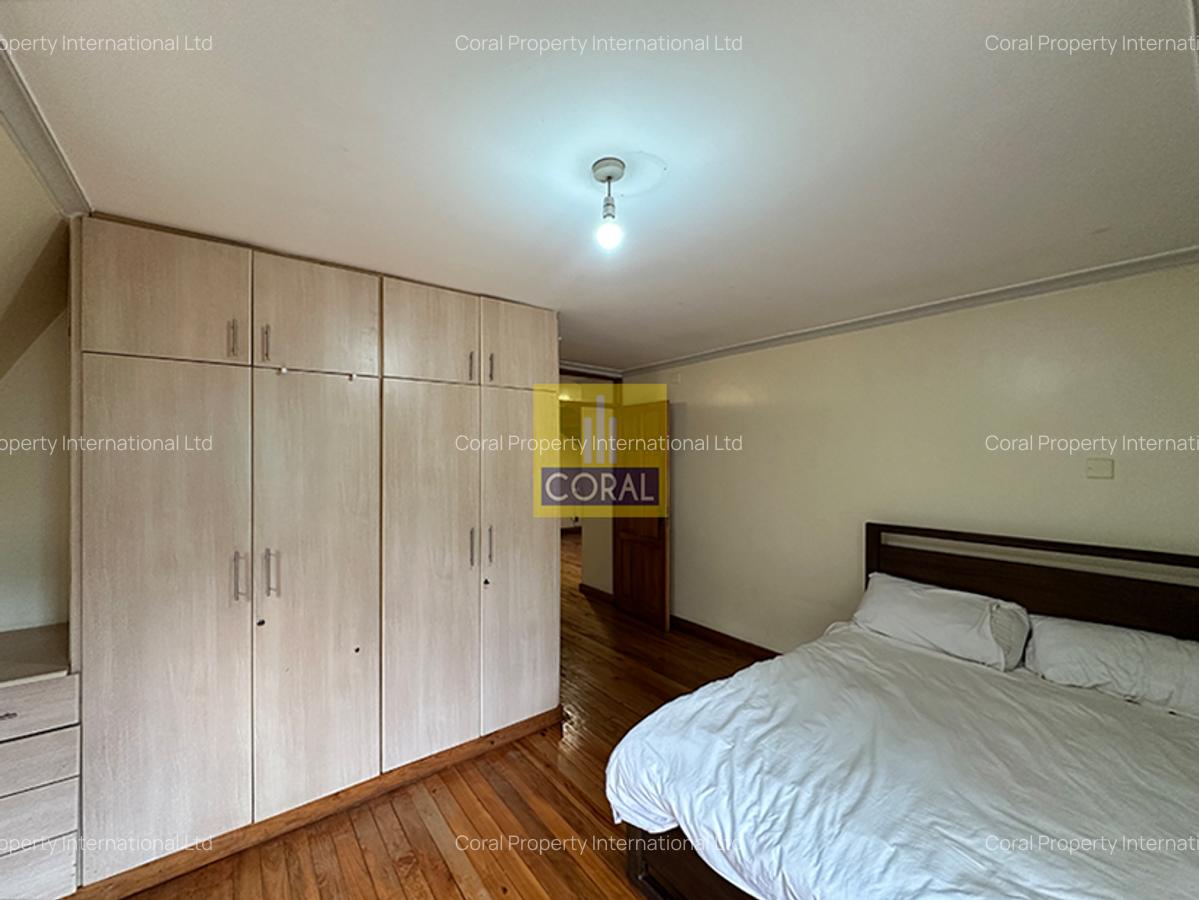 7 Bed House in Runda - 14