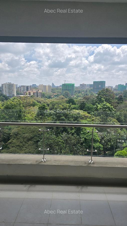 Serviced 2 Bed Apartment with En Suite at Riverside Drive - 4
