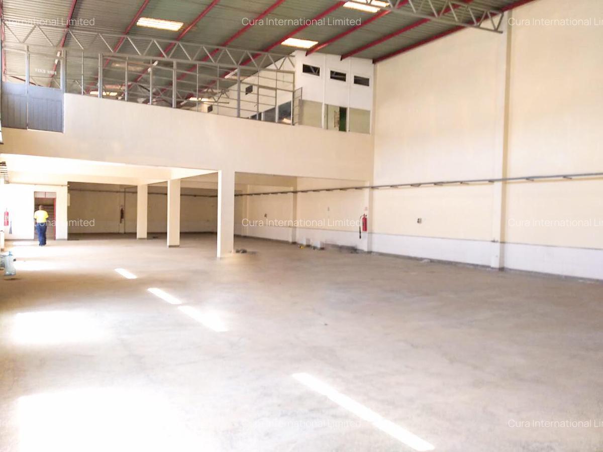 11,000 ft² Warehouse with Parking in Mombasa Road - 3
