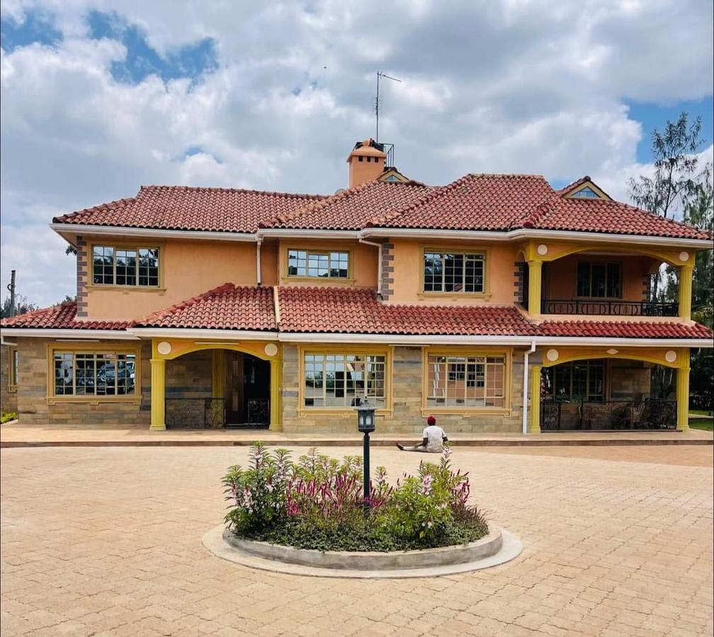 7 Bed House with En Suite in Runda - 16