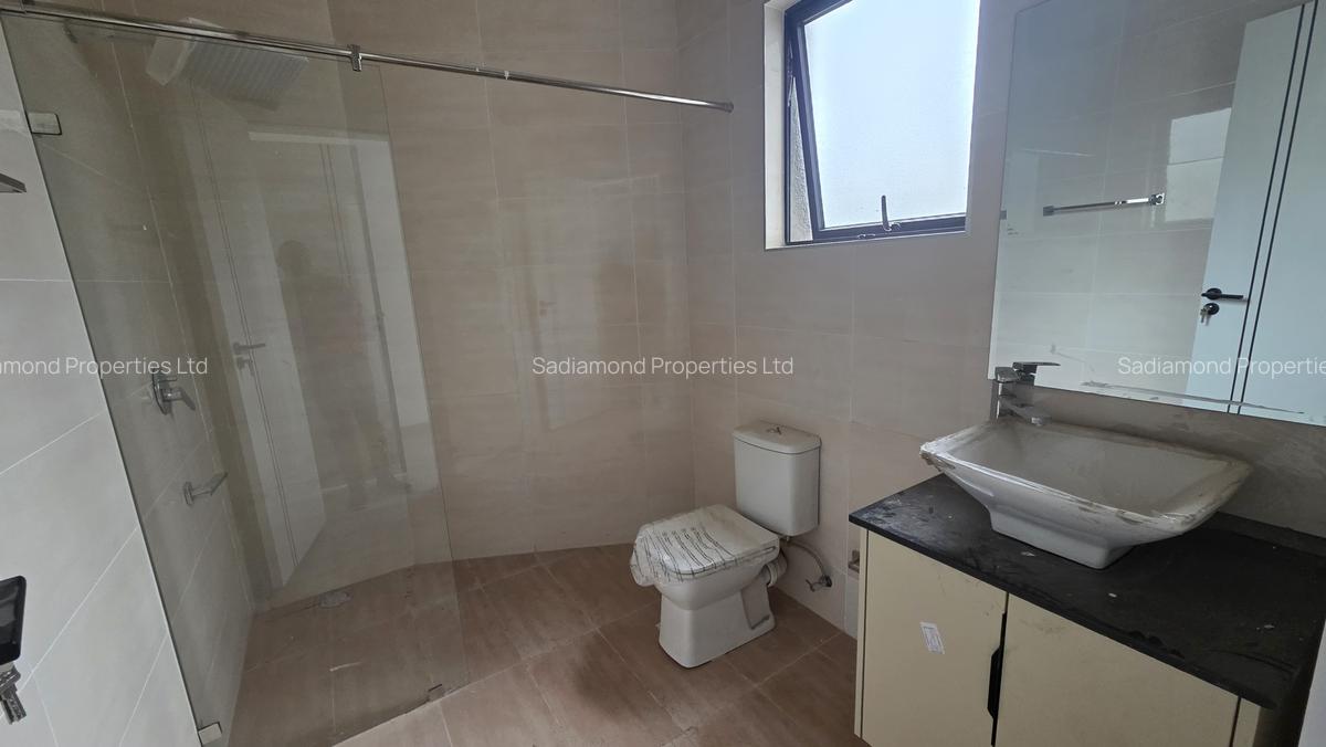 4 Bed Apartment with Swimming Pool at General Mathenge - 8