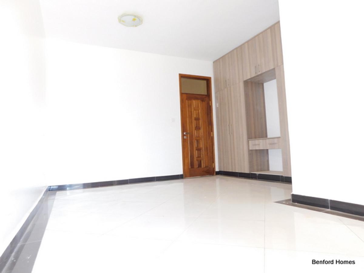 3 Bed Apartment with En Suite at Nyali - 10