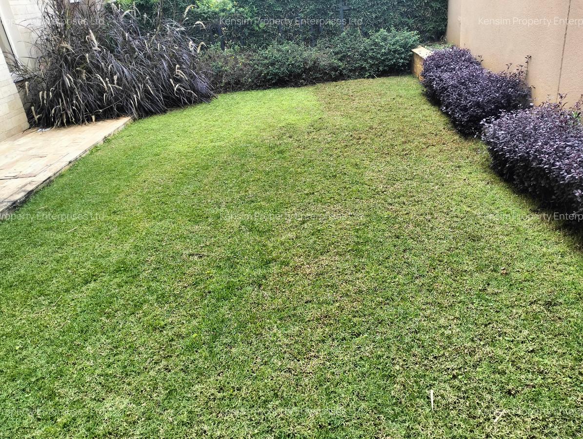 4 Bed Townhouse with En Suite in Lavington - 12