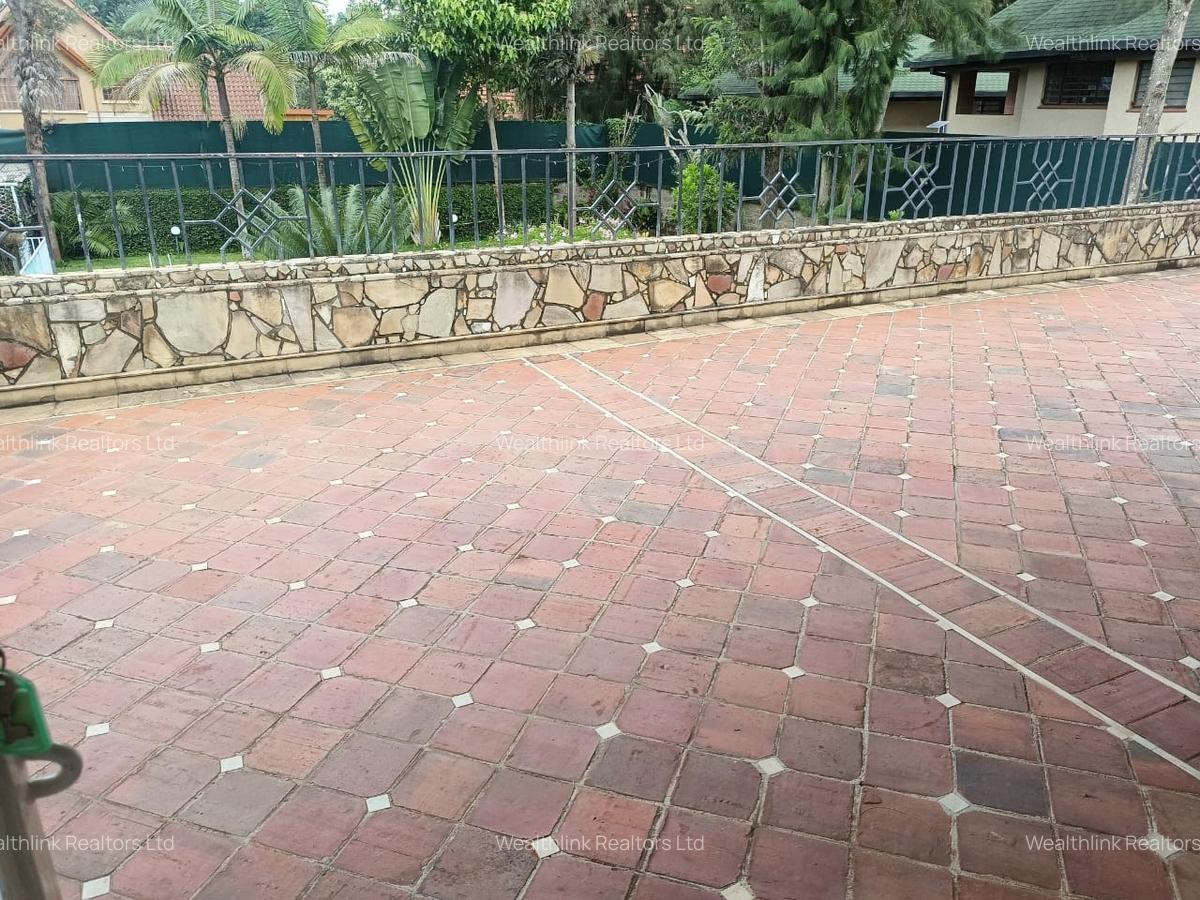4 Bed House with En Suite at Runda - 7