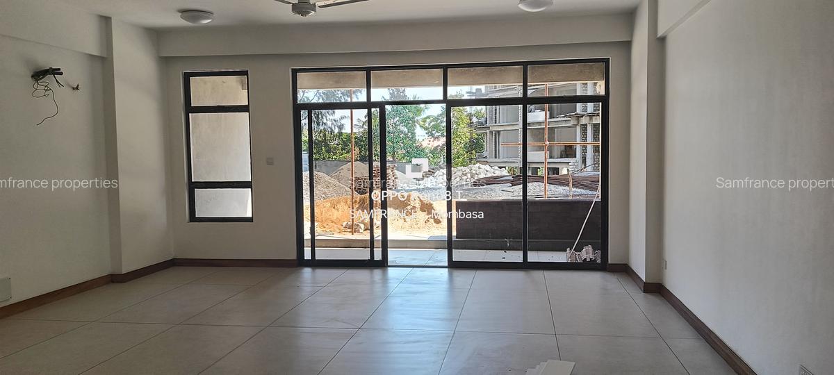 Serviced 3 Bed Apartment with En Suite at Mount Kenya Road - 11