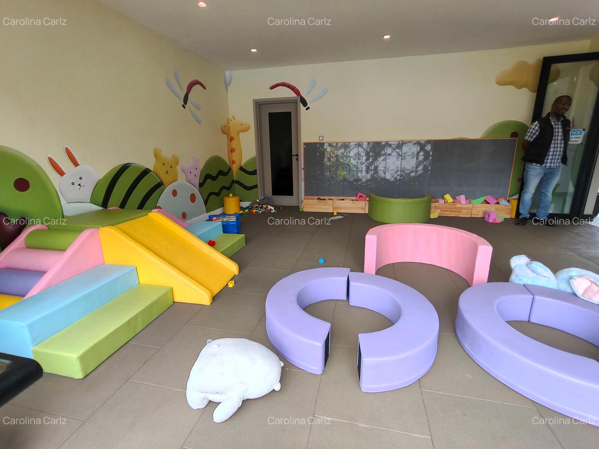 4 Bed Townhouse with En Suite at Runda - 17