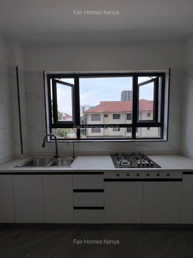 1 Bed Apartment with En Suite at Valley Arcade - 3