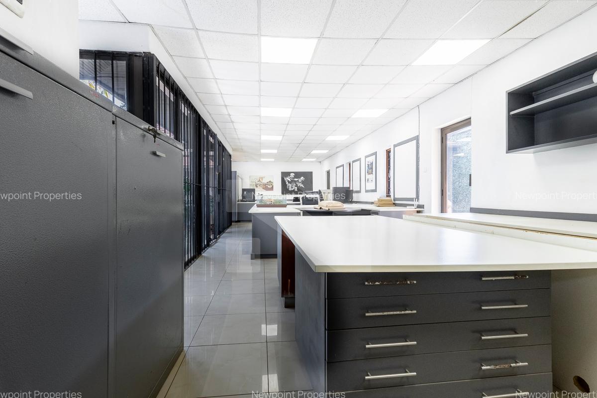 Furnished 1,221 ft² Office with Service Charge Included in Karen - 8