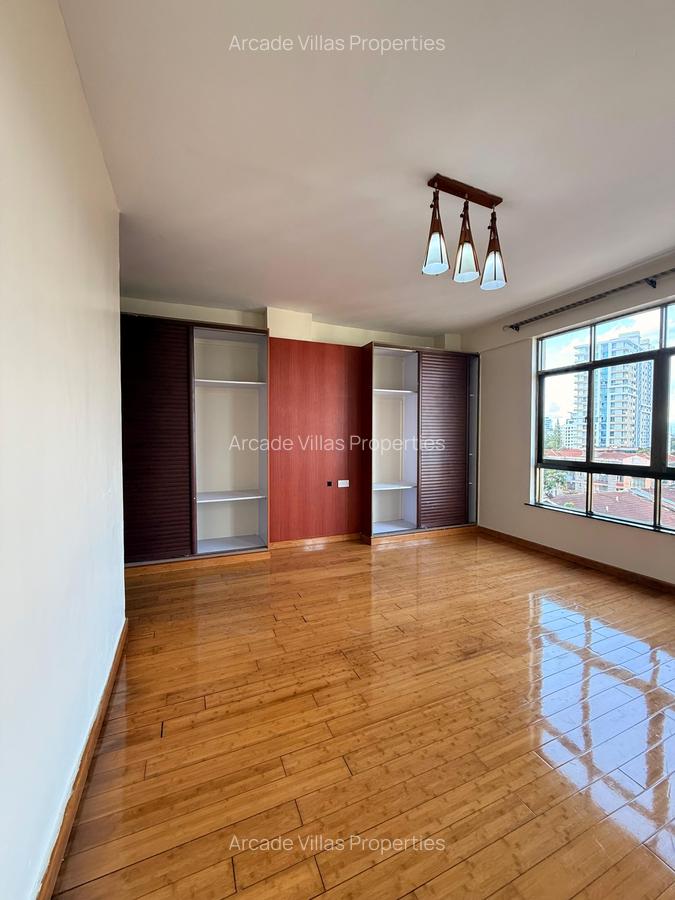 3 Bed Apartment with En Suite in Kileleshwa - 10