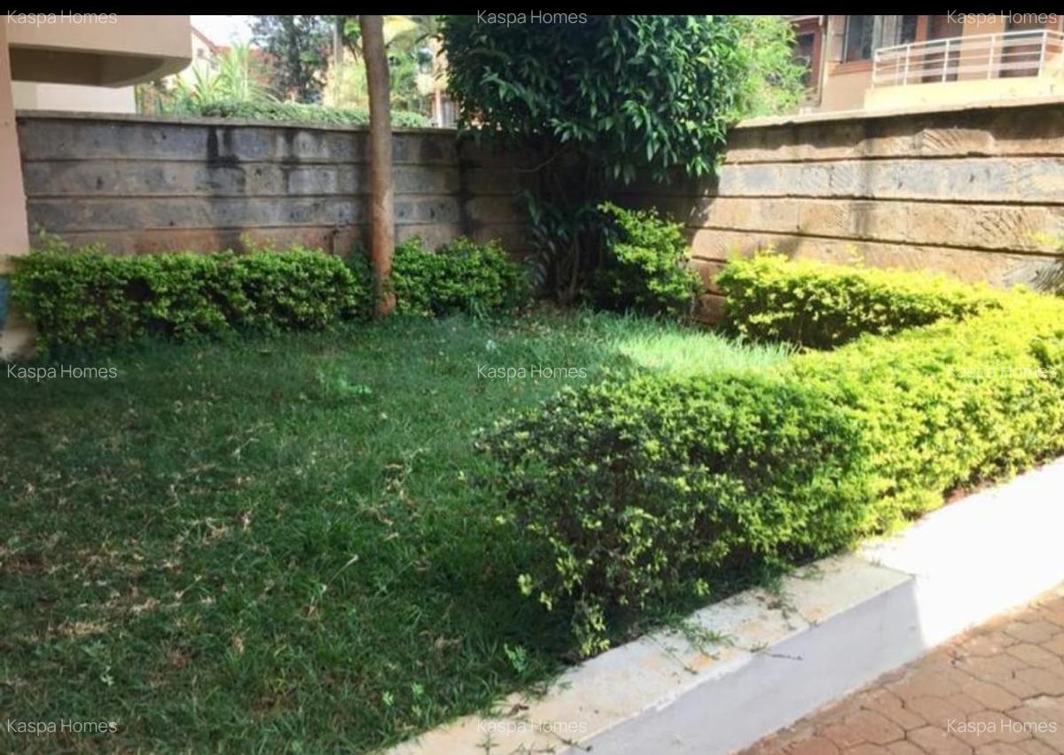 5 Bed Villa with En Suite in Lavington - 18