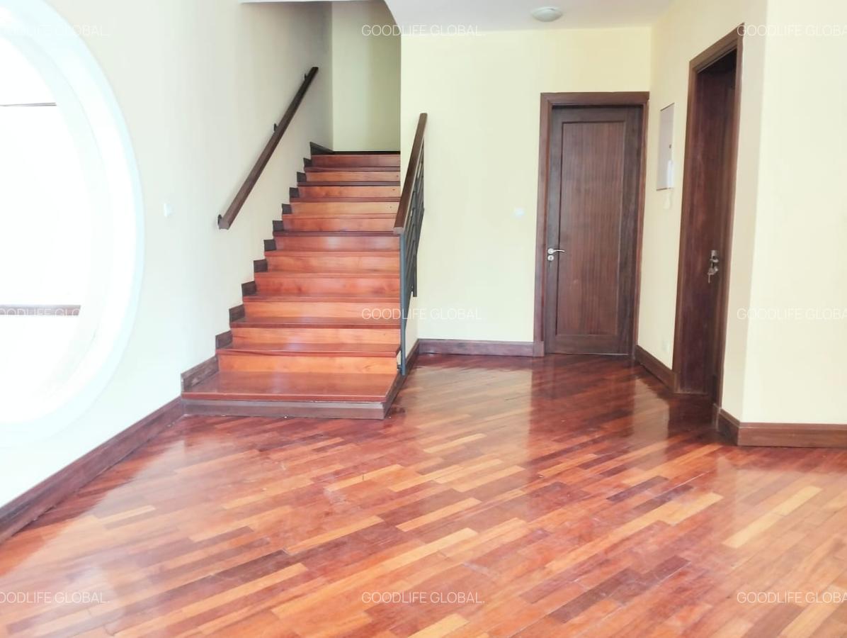 5 Bed House with En Suite at Runda - 9