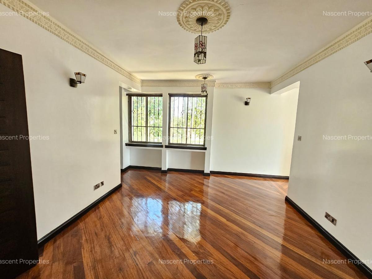5 Bed House with En Suite in Runda - 5