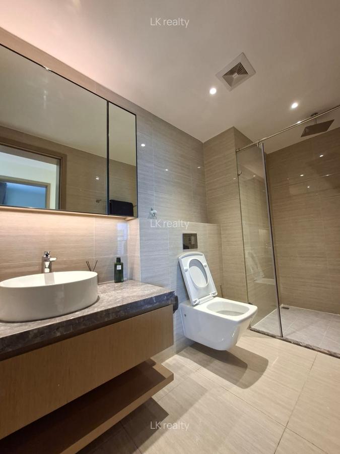 Serviced 1 Bed Apartment with En Suite at Westlands Road - 12