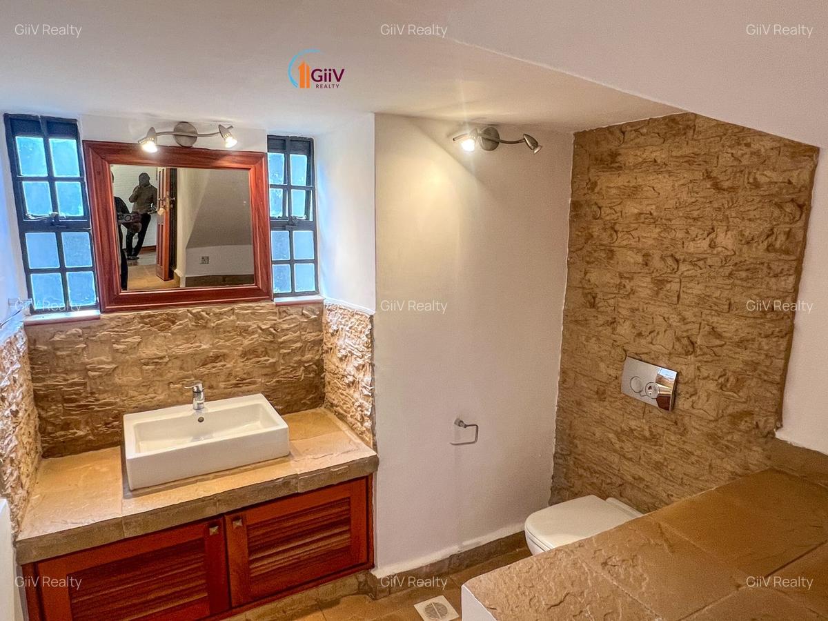 4 Bed Townhouse with Staff Quarters in Spring Valley - 16