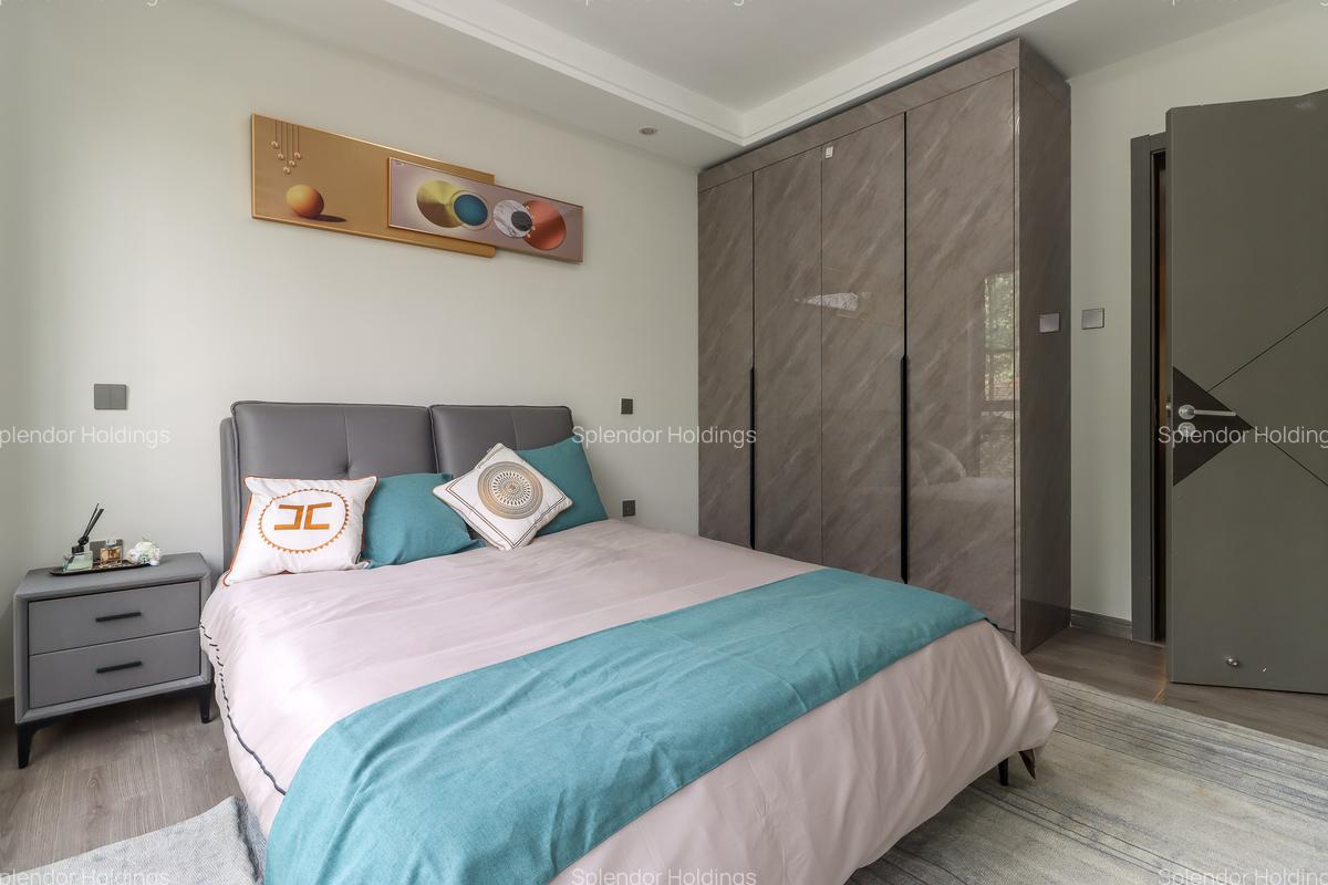 3 Bed Apartment with En Suite in Riverside - 7