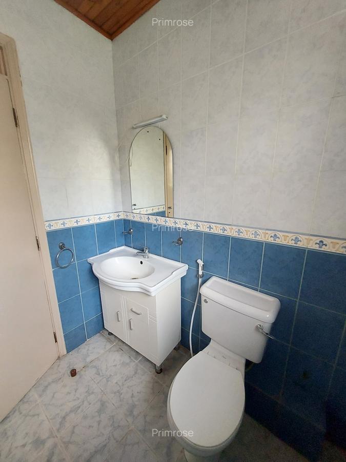 1 Bed Apartment with En Suite in Riverside - 3