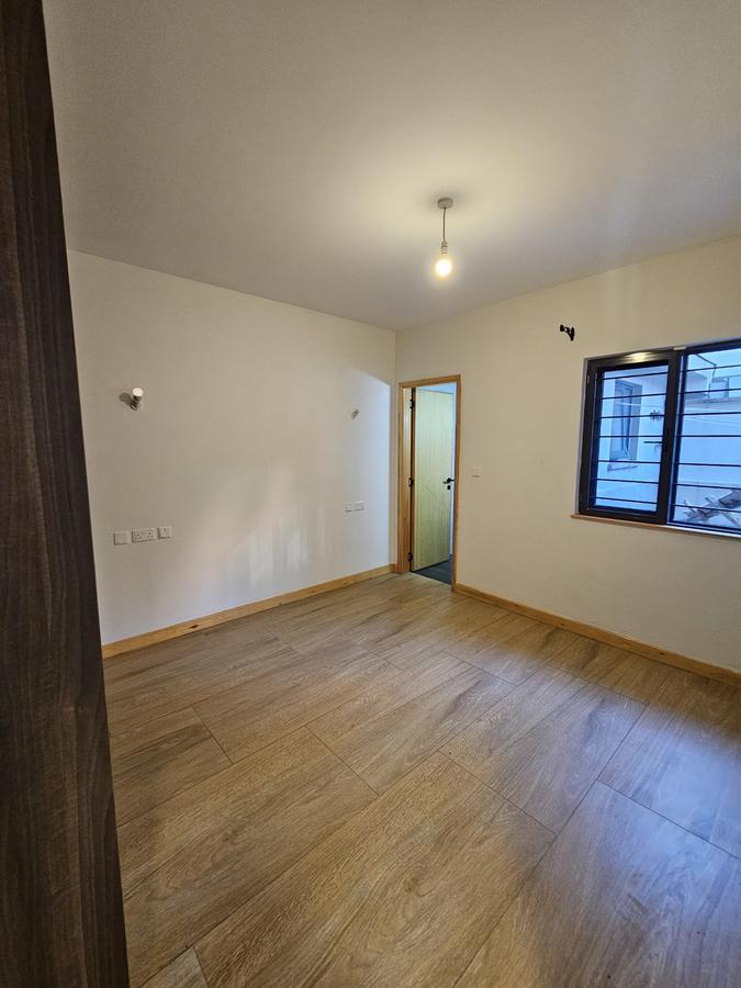 4 Bed Townhouse with En Suite at Off Langata Road - 12