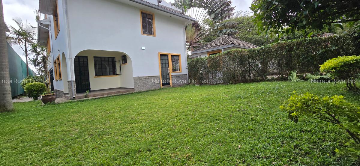 4 Bed Townhouse with En Suite at Lavington Ndoto Road - 10