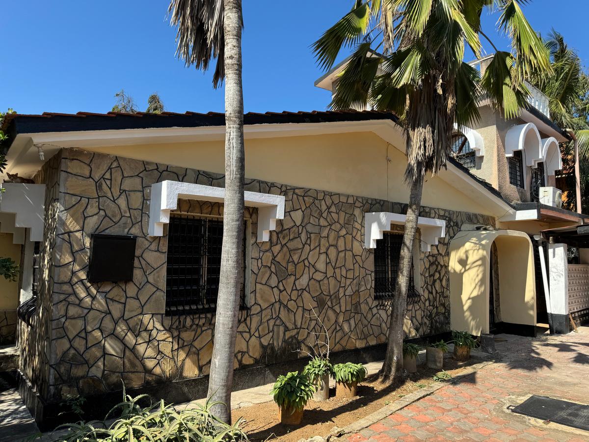4 Bed House with En Suite in Shanzu - 4