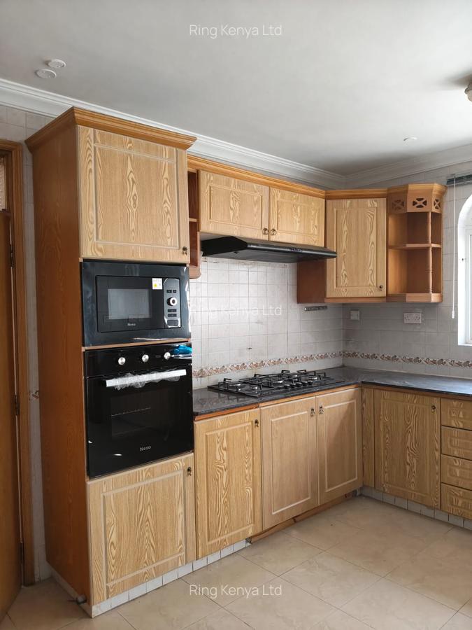 5 Bed House with Garden in Runda - 5