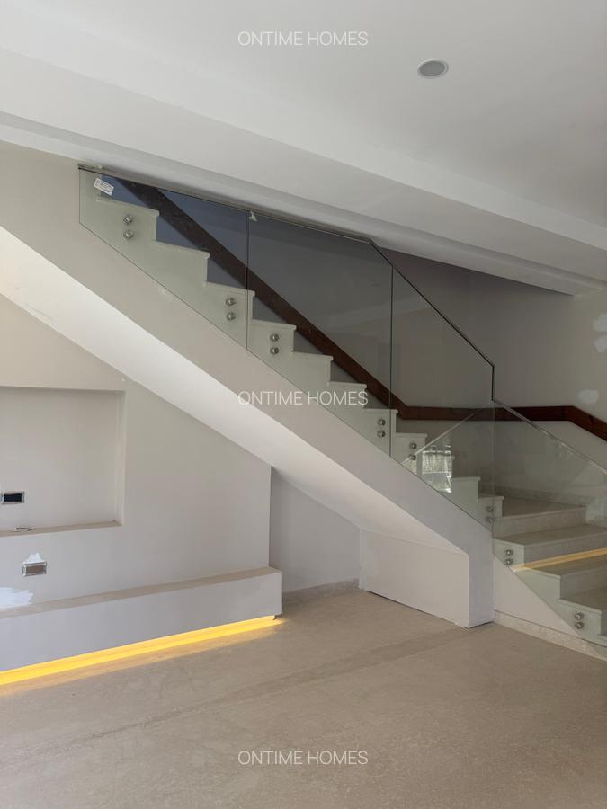 4 Bed Villa with En Suite at Westlands - 20