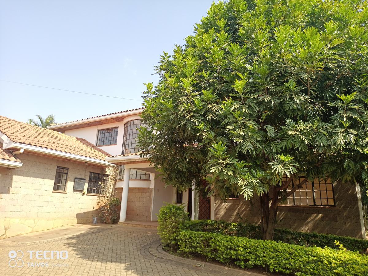 5 Bed Townhouse with En Suite at Off Ruaka Rd - 5