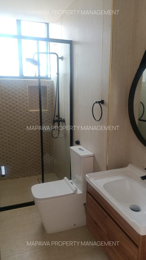 Serviced 3 Bed Apartment with En Suite in Brookside - 11