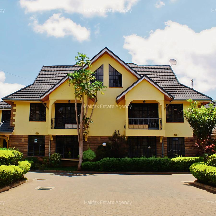 5 Bed Townhouse with En Suite in Lavington - 1