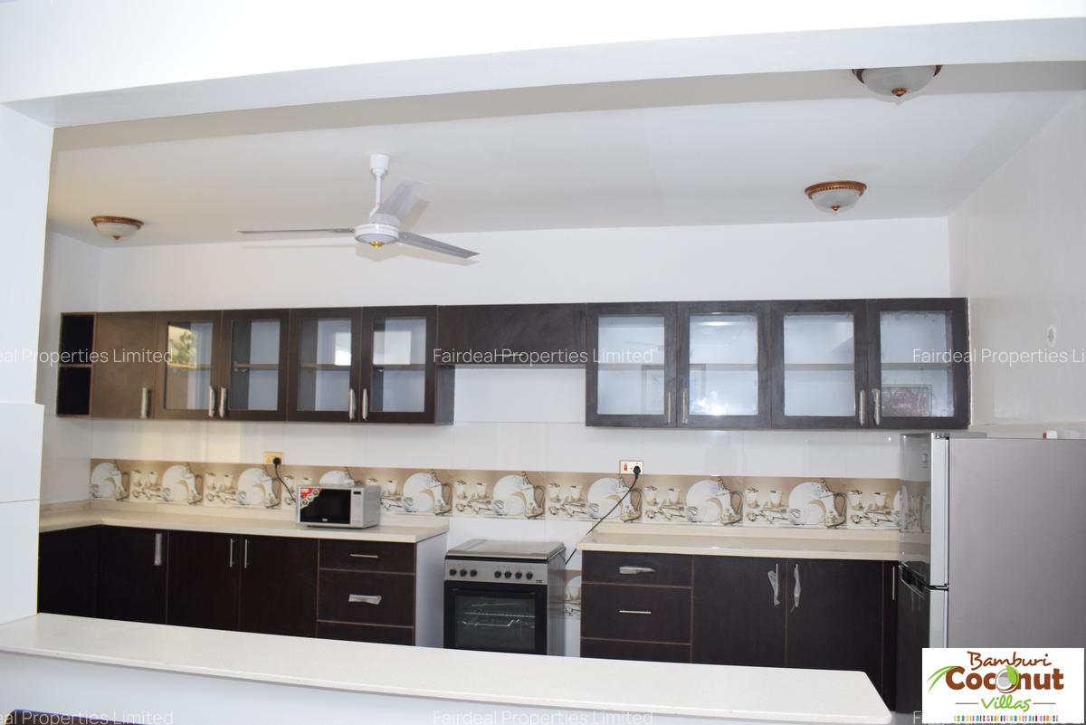 4 Bed Villa with En Suite at Jcc Road - 10