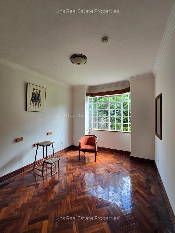 3 Bed Townhouse with En Suite in Spring Valley - 15