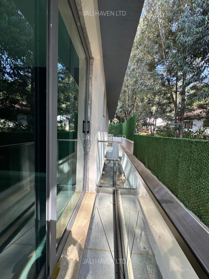 5 Bed Villa with En Suite in Lavington - 8