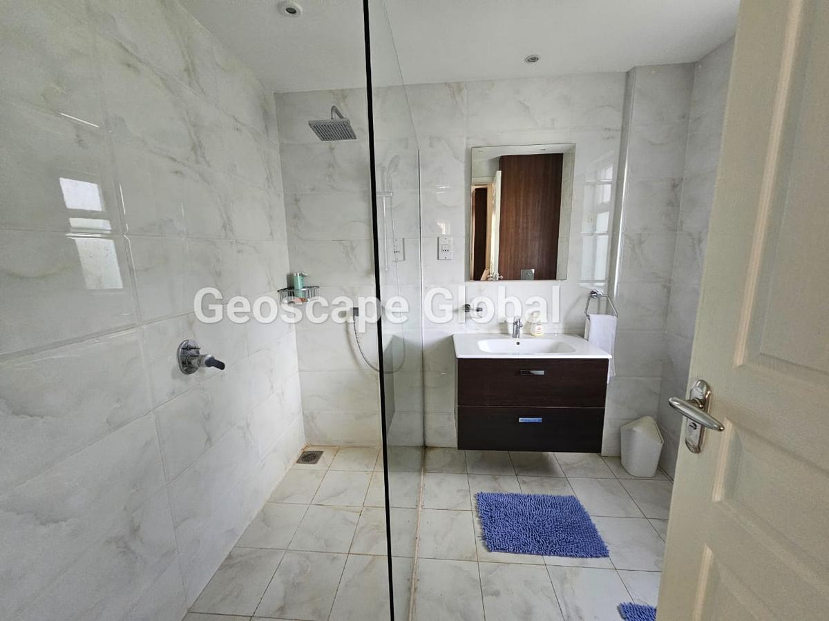 3 Bed Apartment with En Suite in Westlands Area - 19