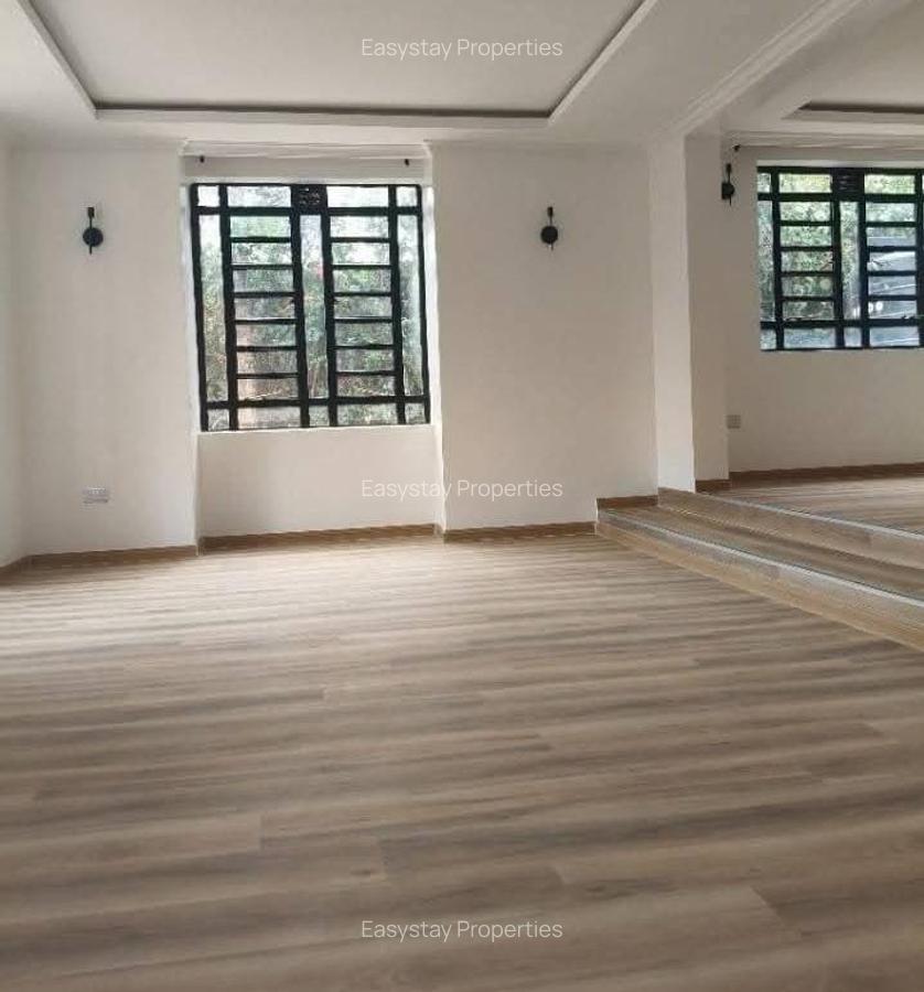 5 Bed Townhouse with En Suite in Karen - 2