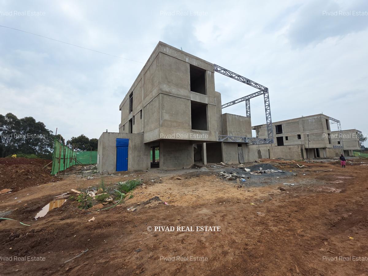 5 Bed House with Swimming Pool in Karen - 12