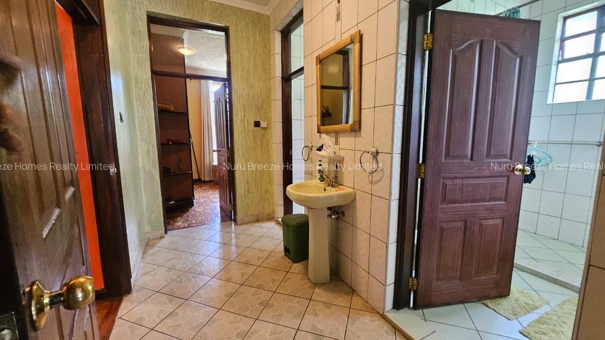 4 Bed House with En Suite in Karen - 7