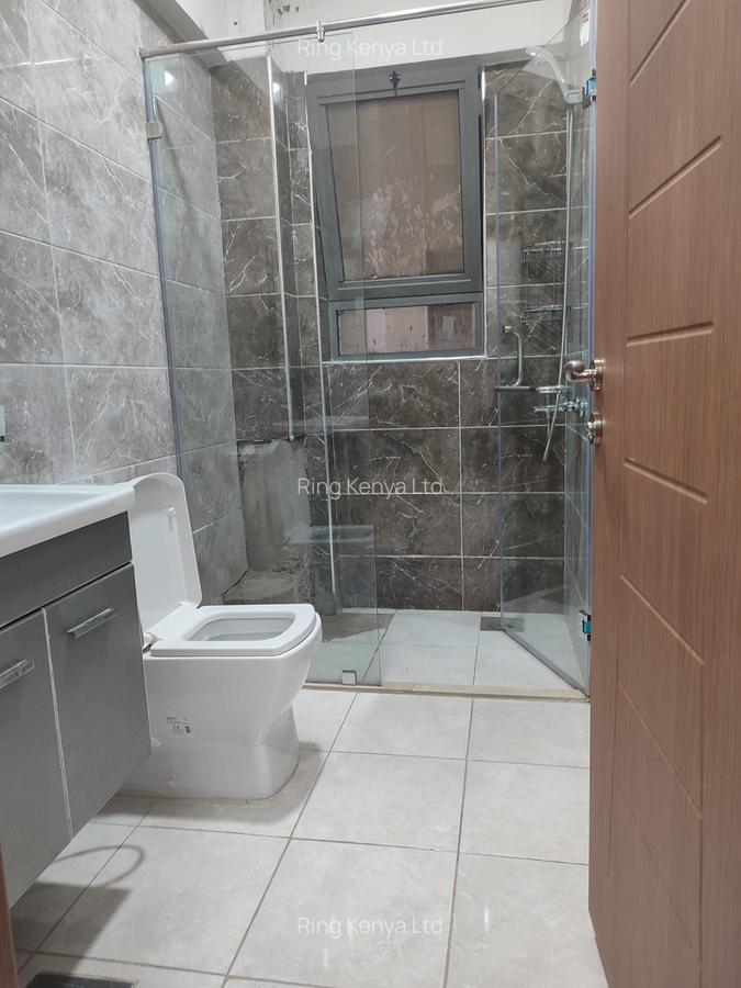 3 Bed Apartment with En Suite at Rose Avenue - 13
