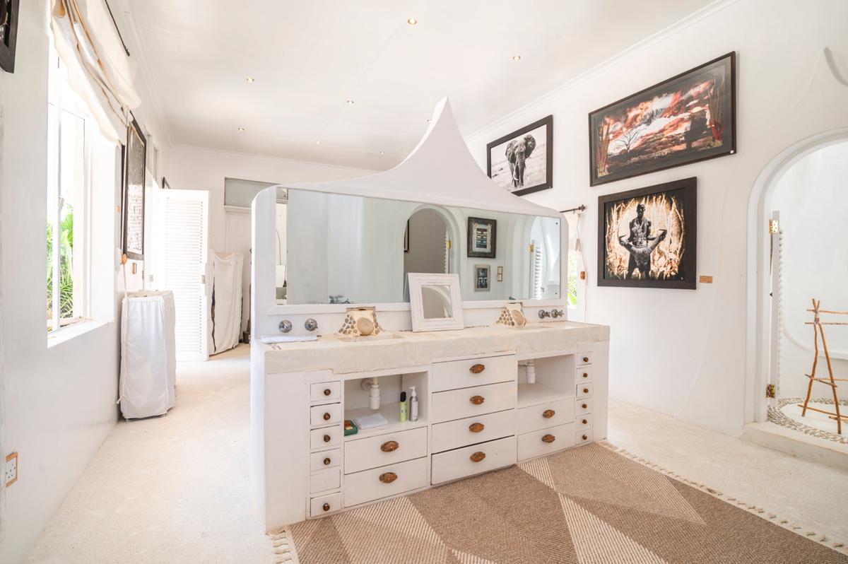 5 Bed House with En Suite in Karen - 13