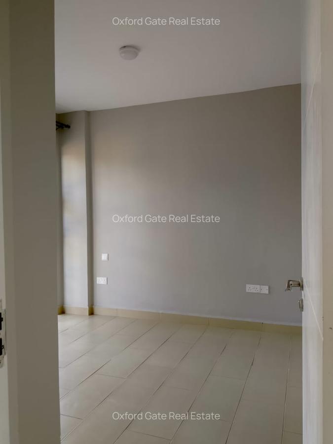 Serviced 2 Bed Apartment with En Suite at Kirawa Road - 16
