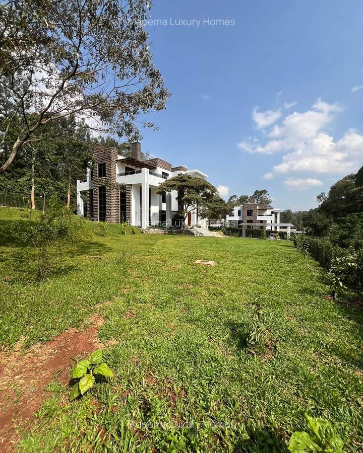 6 Bed House with En Suite at Marula Road - 1