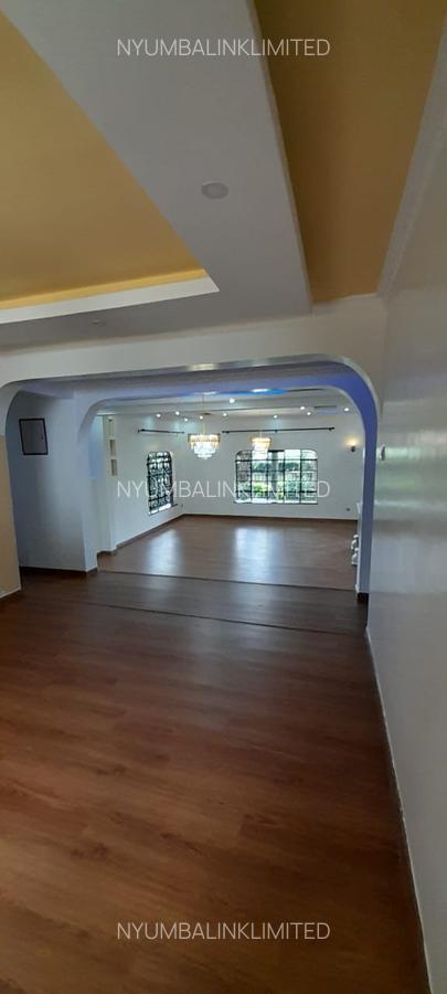 5 Bed Villa with En Suite at New Kitisuru - 4