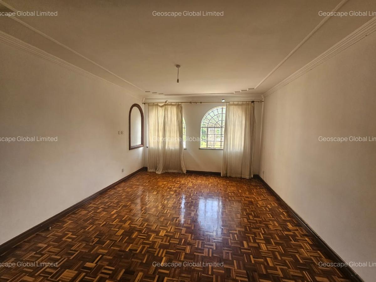 5 Bed House with En Suite in Loresho - 4