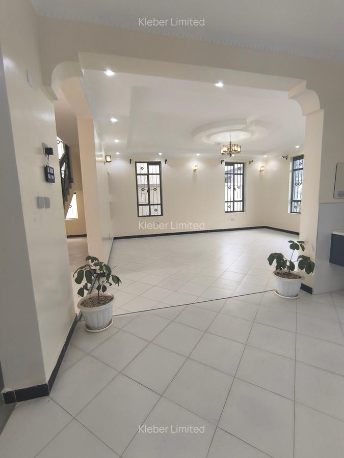 4 Bed House with En Suite in Syokimau - 9