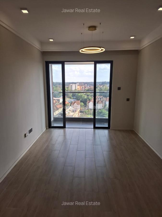 Serviced 1 Bed Apartment with En Suite at Hatheru Road - 11