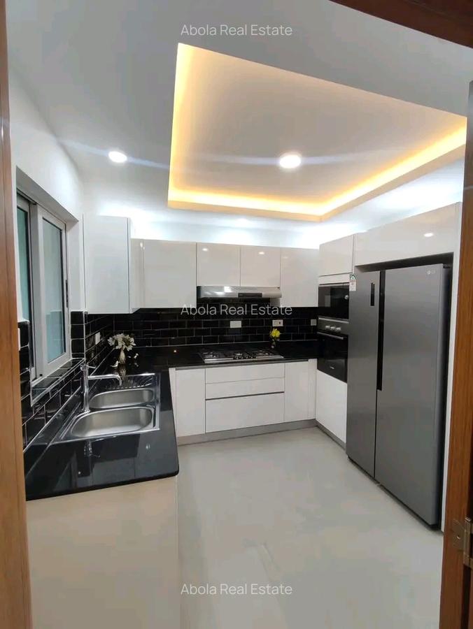 3 Bed Apartment with En Suite in Westlands Area - 4