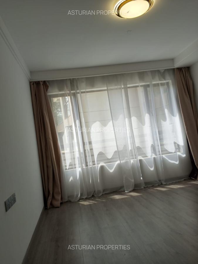 3 Bed Apartment with En Suite in Riverside - 9